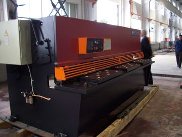 Hydraulische scherende Maschine Flussstahl CNC, zum der Metallplatte zu schneiden