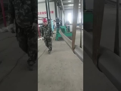 Rohr, das Maschine herstellt