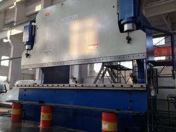 800 Tonne 6 M CNC-Presse-Bremsmaschine für Abbiegelicht Pole mit geschweißter Stahlplatte