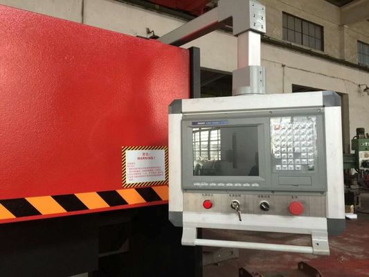 Temper Ja Computergestützte V-Nut-Maschine Geeignet für das Schneiden von Aluminiumblechen, die hohe Präzision und Wiederholbarkeit bietet