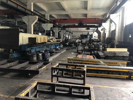 konische Bearbeitungsform des Runden- u. Polygonpfostens für hellen Pfosten 10m für Produzenten hellen Pfostens Russlands