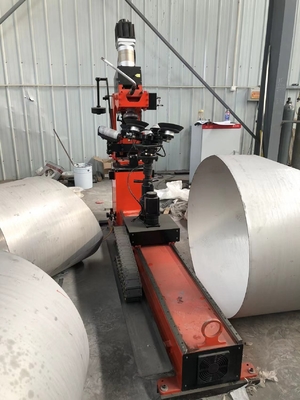 Maschine zur Rotationsformung des Tankkopfes 6 mm