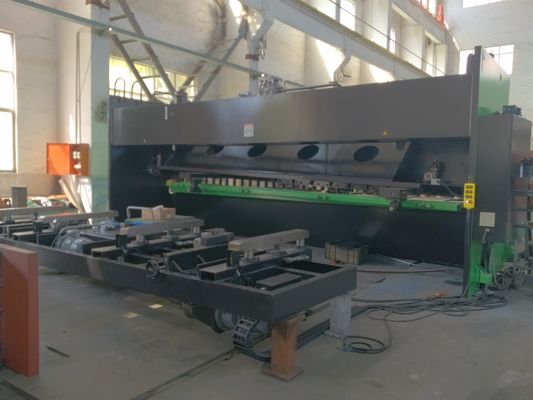 16 mm Dicke Computergesteuerte Hydraulische Schermaschine CNC-Steuerung Langlebiger Industrieller Metallschneider