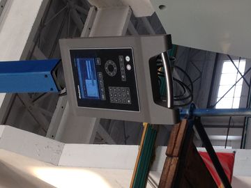 Hydraulische Abkantpresse CNC-Abkantpresse für präzises Biegen 2600 mm Abstand zwischen den Ständern